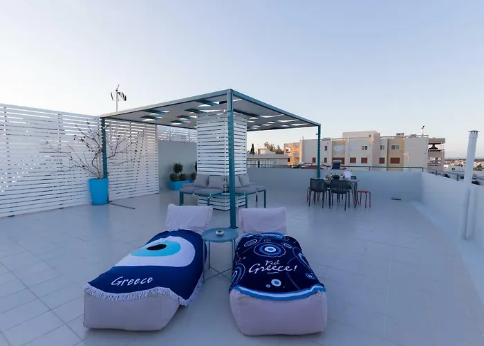 شقة Groovy & Cozy With Private Seaview Rooftop Terrace *